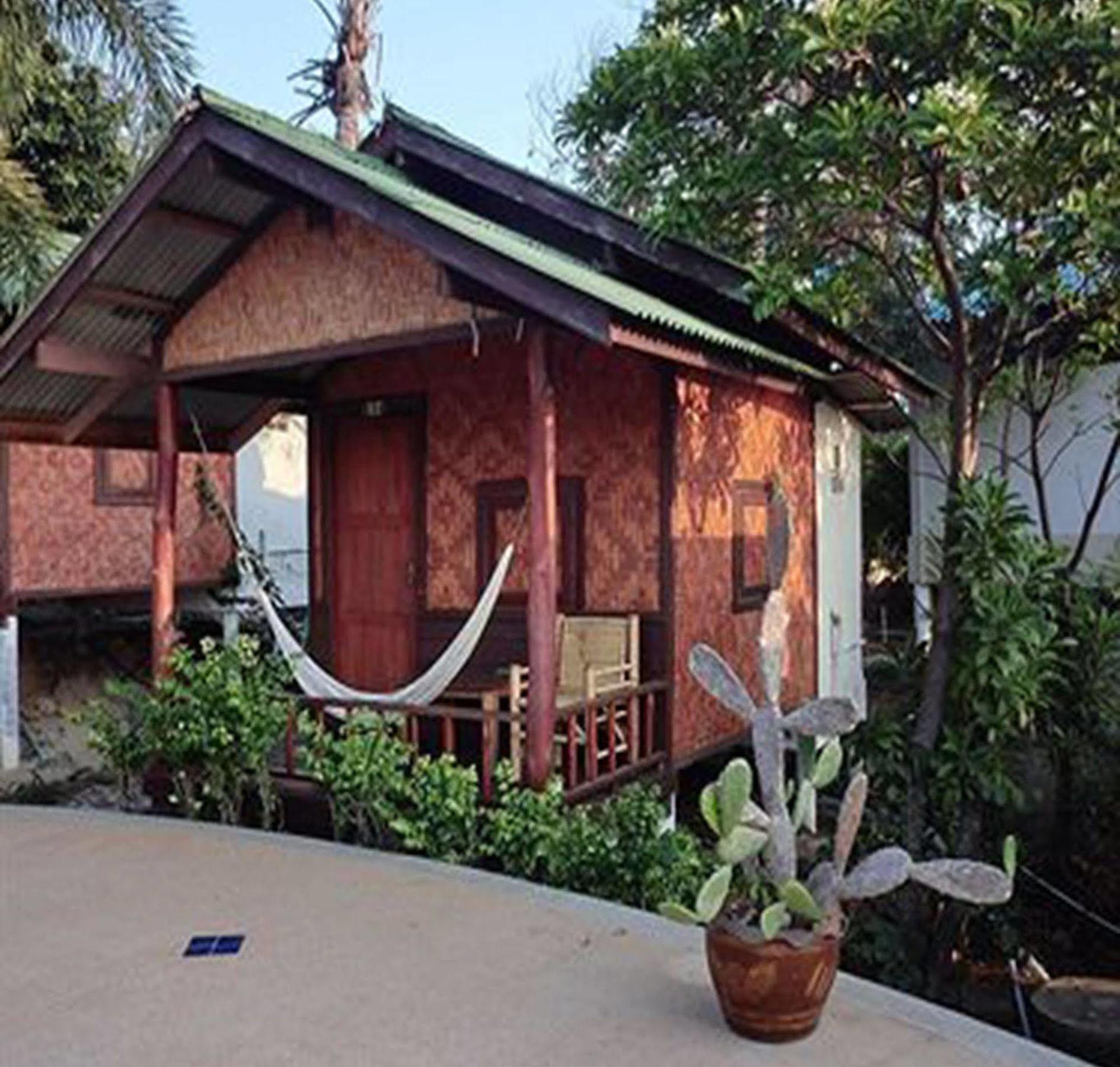 Lucky Resort Haad Yao Exterior photo